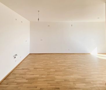 Neubau Erstbezug Wunderschöne Drei Zimmer Wohnung mit Balkon und he... - Foto 6