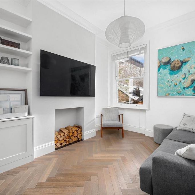 4 bedroom terraced house to rent - Photo 1