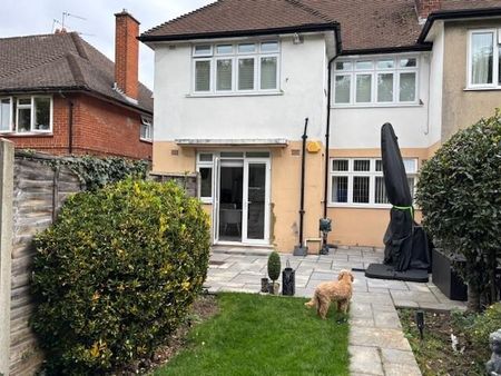 2 bedroom maisonette to rent - Photo 4