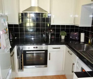 Windsor Court Regents Park Road, Shirley, SO15 - Photo 4