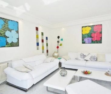 VILLA CALIFORNIENNE PRES DES PLAGES DE LA GAROUPE - Photo 3