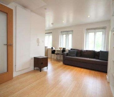 Upper Street, London, N1 - Photo 2