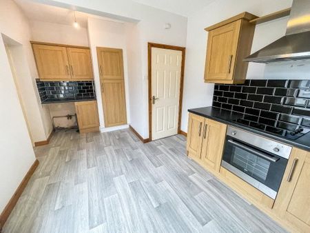 34 Warren Park, Lisburn, BT28 1LL - Photo 5