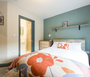 1 bedroom in a house share to rent - Photo 1