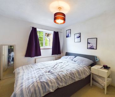 2 bedroom House in Gower Park, Sandhurst - Photo 6