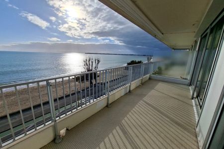 FACE MER T2 BIS FACE MER QUARTIER DE GAULLE - Photo 2