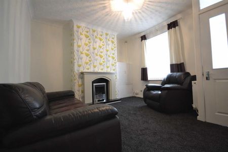 3 bed House - Terraced for Rent - Photo 4