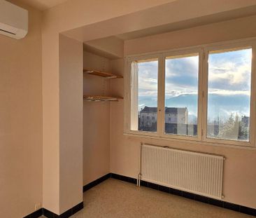 Location Appartement 3 pièces 59m² PRIVAS 07000 - Photo 4