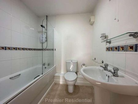 Hart Road, Manchester, M14 - Photo 5