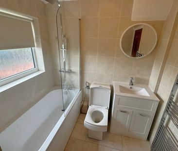Ray Road, West Molesey - 1 bedroomProperty for lettings - Seymours - Photo 2