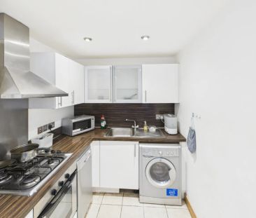 Apartment 17, Victoria Place, 20 - Photo 3