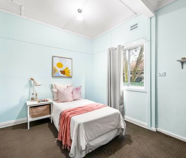 Convenient Living in the Heart of Argenton - Photo 3