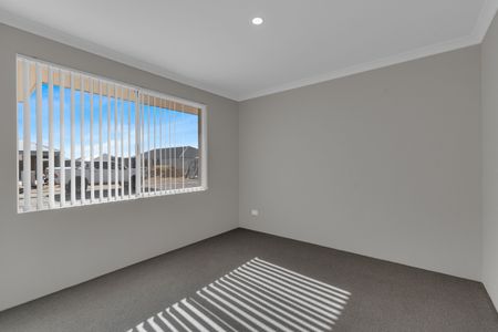 Three Bedroom Home in South Yunderup - Photo 5