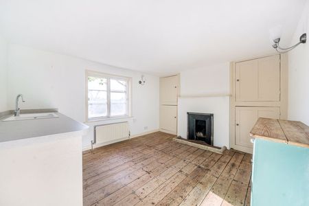 Hewshott Lane, Liphook - 1 bedroomProperty for lettings - Seymours - Photo 5