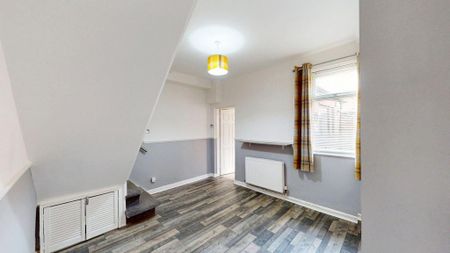 2 bedroom terraced house to rent - Photo 3