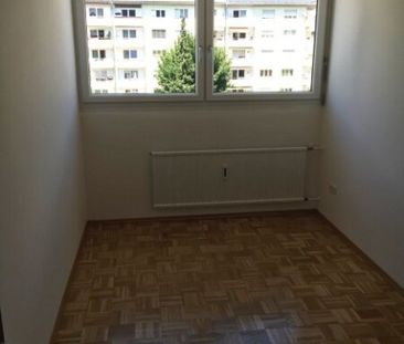 Sonnige 3-Zimmer-Mietwohnung mit Loggia in Hall in Tirol! - Foto 2
