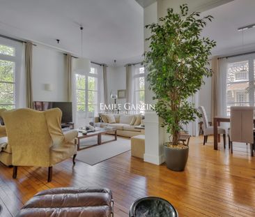 Neuilly-sur-Seine- 5 chambres- 300m² avec jardin et piscine - Photo 1