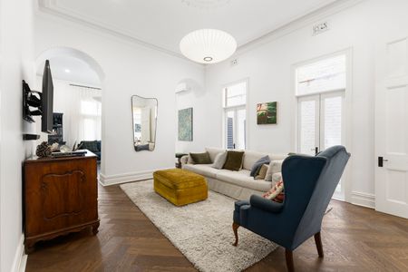 898 Malvern Road, Armadale VIC 3143 - House For Rent | Domain - Photo 2