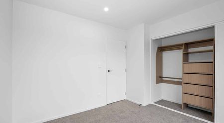 Two Bedroom Townhouse - Great Location! - Photo 4