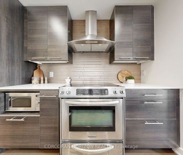 Market Wharf Lofts , #1910 - Photo 2
