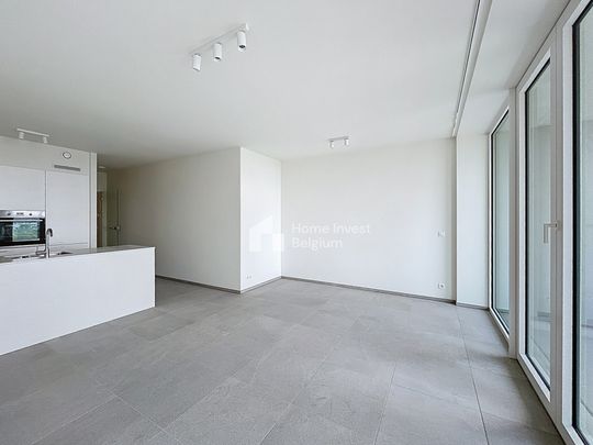 Live with the owner - 4-bedroom apartment - Photo 1