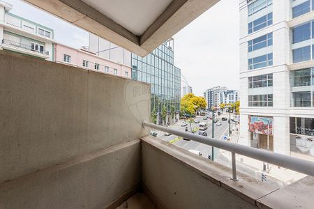 Apartamento T3 em Lisboa - Photo 2