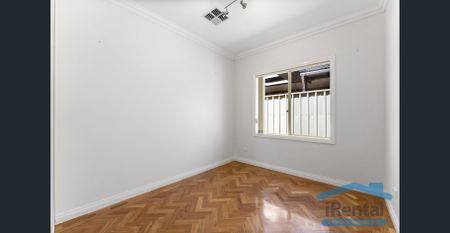 Bright, Efficient & Low-Maintenance Living in Campbelltown - Photo 3