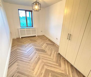 Swift Hall, Collegewood, Castleknock, Dublin 15 - Photo 1