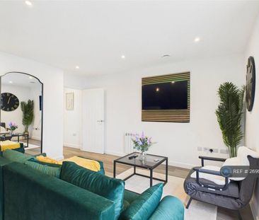 2 bedroom flat to rent - Photo 2