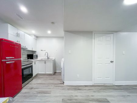 For Lease - 22 Vandervoort Drive Unit# Bsmt, Richmond Hill, Ontario - Photo 5