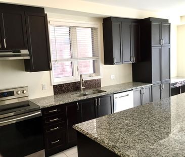 For Lease - 28 Wannamaker Crescent, Cambridge, Ontario - Photo 5