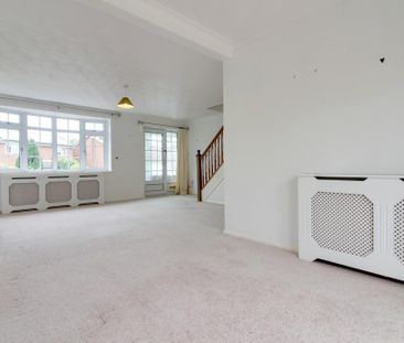 3 bedroom semi-detached house to rent - Photo 3