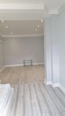 1 bedroom house of multiple occupation to rent - Photo 1