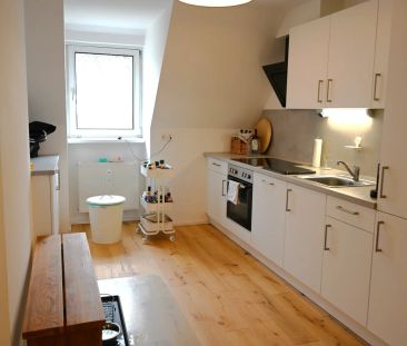 Exklusive Dachgeschosswohnung mit großer Terrasse – Ruheoase im Her... - Photo 6