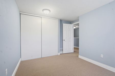 For Lease - 70 Chapman Court Unit# 58, London North, Ontario - Photo 4