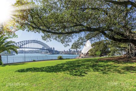Harbour Views in the Heart of Circular Quay | Furnished - Photo 4