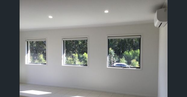 PERFECT FAMILY HOME - Rent Increase to $660 Per Week on 09/04/2026 - Photo 1