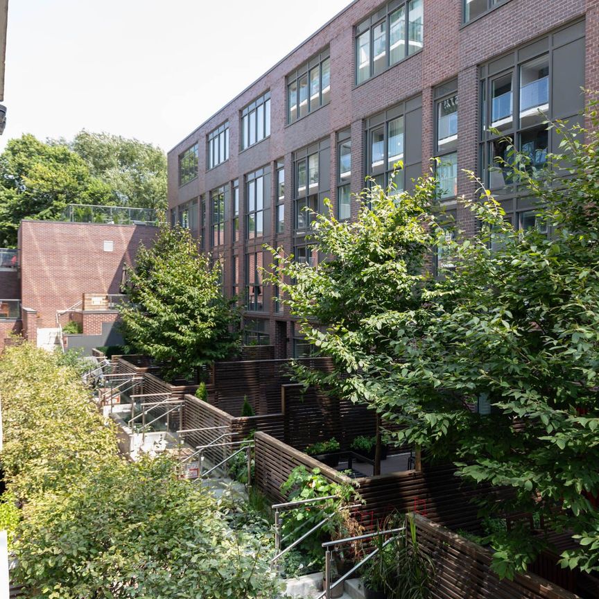 For Lease - 1331 Queen Street Unit# 207, Toronto, Ontario - Photo 1