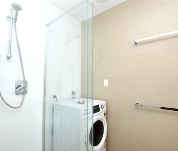 2406/618 Lonsdale Street - Photo 5