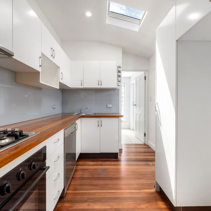 Sun-Filled Terrace with Private Garden Retreat - Photo 1