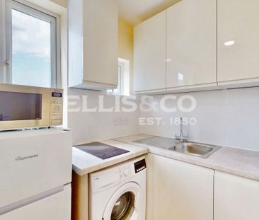The Broadway, UB6, Greenford - Photo 5