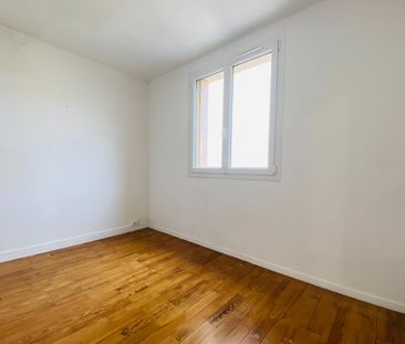 Location Appartement 4 pièces 64m² EVREUX 27000 - Photo 3