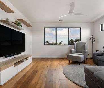 7A Higgins Street, Safety Beach VIC 3936 - House For Rent | Domain - Photo 1