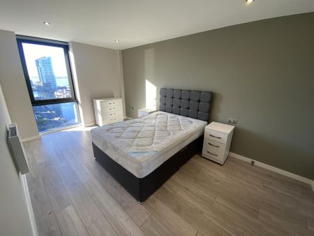 2 bedroom apartment to rent - Photo 4