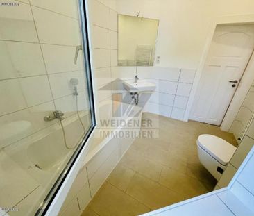 großzügige 4 Raum Wohnung mit 2 Balkonen & modernen Bad mit Wanne! - Photo 2