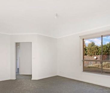 Fawkner - Photo 1