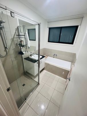 Sunshine West - Photo 1