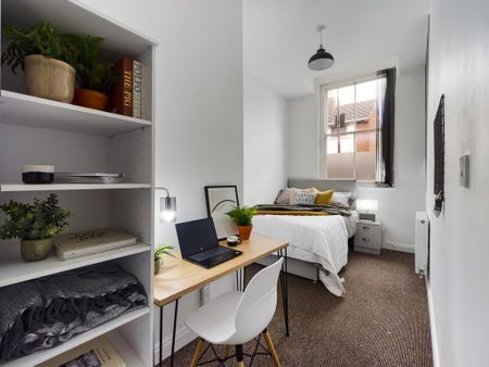 1 bedroom in a house share to rent - Photo 4