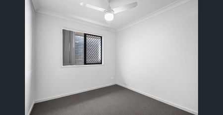 Stylish Family Living in Redbank Plains - Photo 3