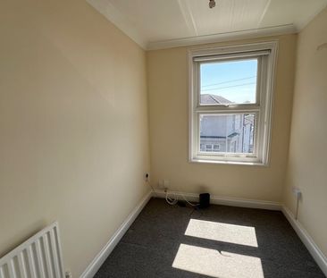 3 Bed Maisonette, Bear Road, BN2 - Photo 5